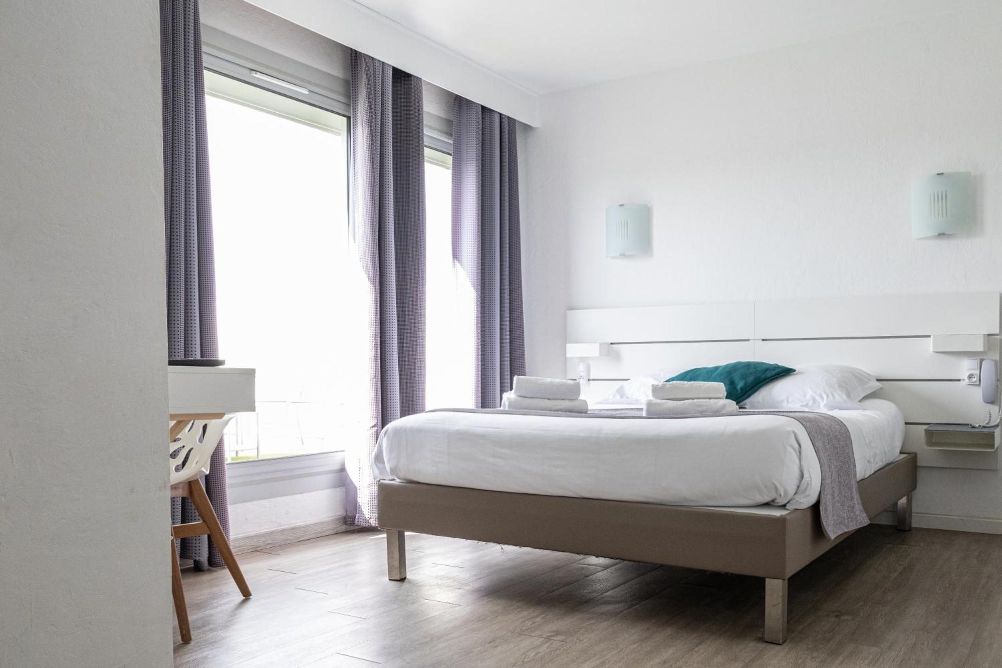 Hotel Aquarius Canet-en-Roussillon Buitenkant foto