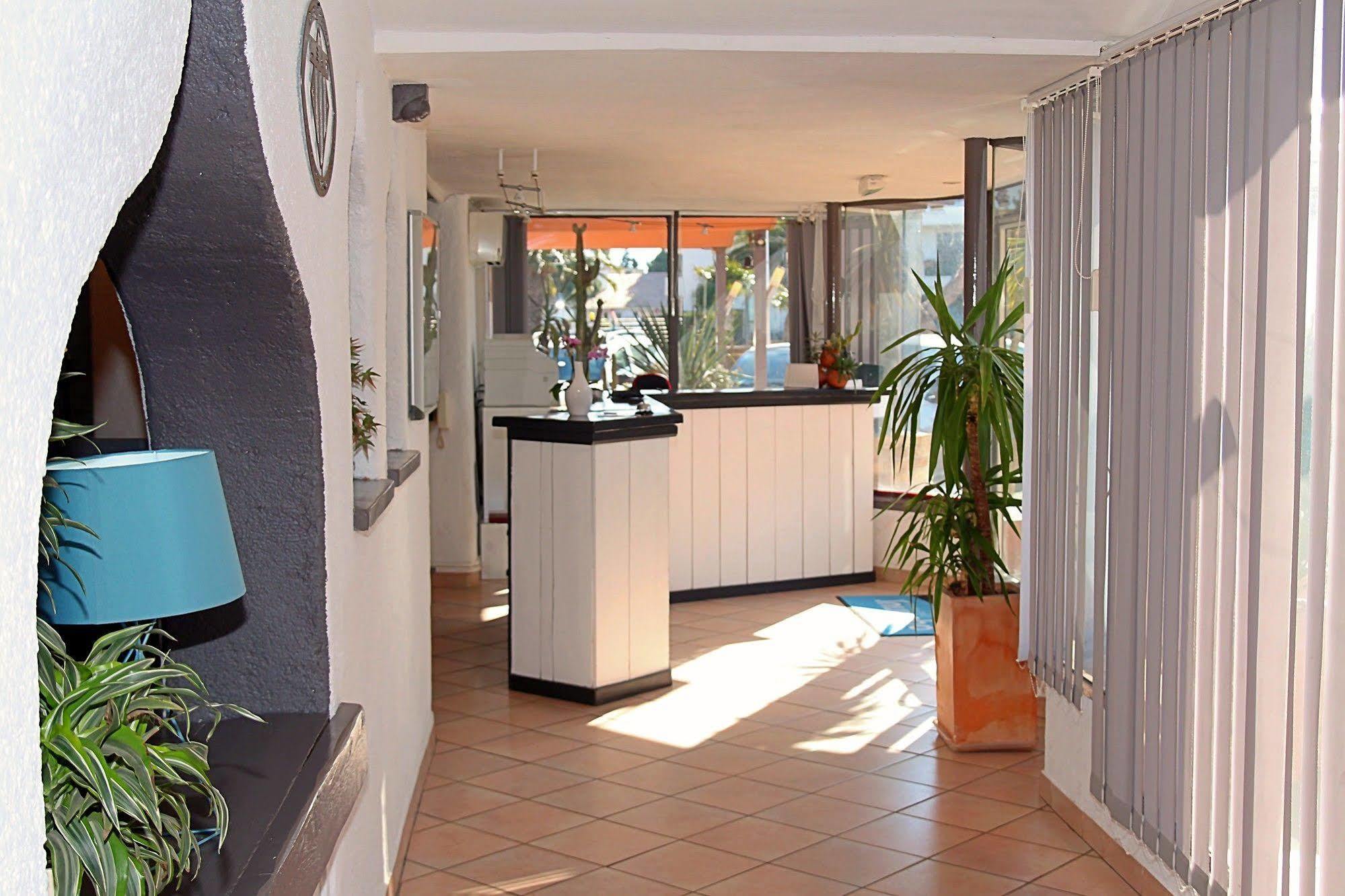 Hotel Aquarius Canet-en-Roussillon Buitenkant foto